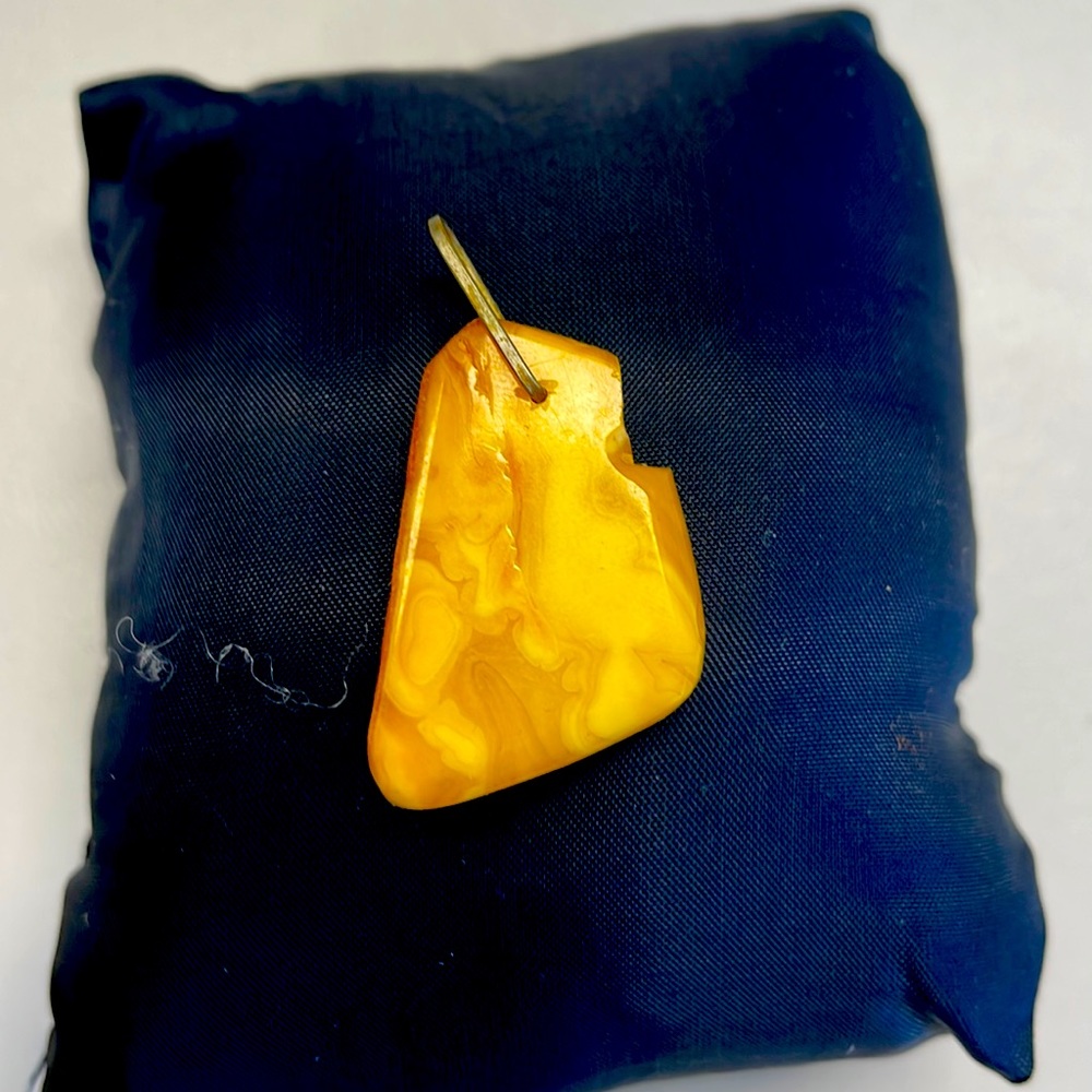 Beautiful rare butterscotch amber pendant